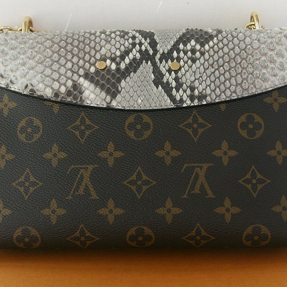 LOUIS VUITTON SAINT PLACIDE PYTHON+MONOGRAM CANVAS RETAIL$3,150 ++100% AUTHENTIC - Picture 5 of 16